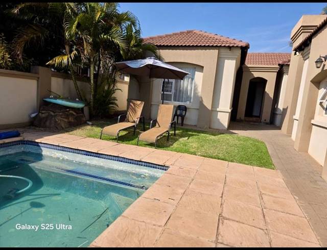 3 BEDROOM HOUSE FOR SALE IN MAGALIESKRUIN